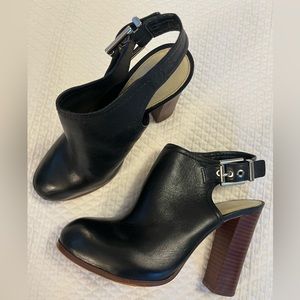 Women’s Vince Camuto Black Leather Ankle Booties 7.5